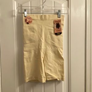 NWT Shapermint high waisted shaper shorts